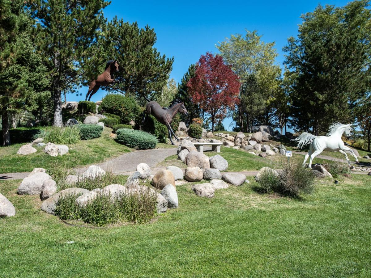 Apache Village 10, King Studio, Midtown, Sleeps 2 Ruidoso Exterior photo